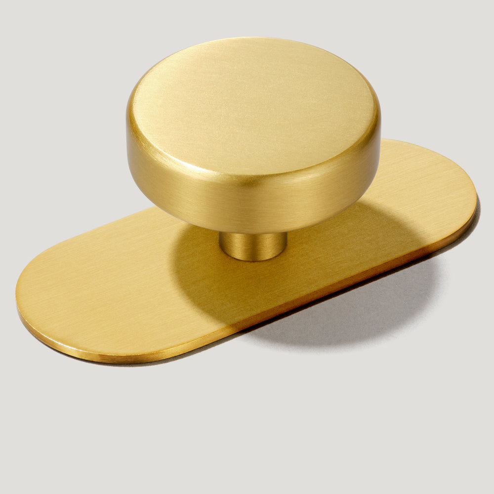 HUDSON Shaker Knob - Brass