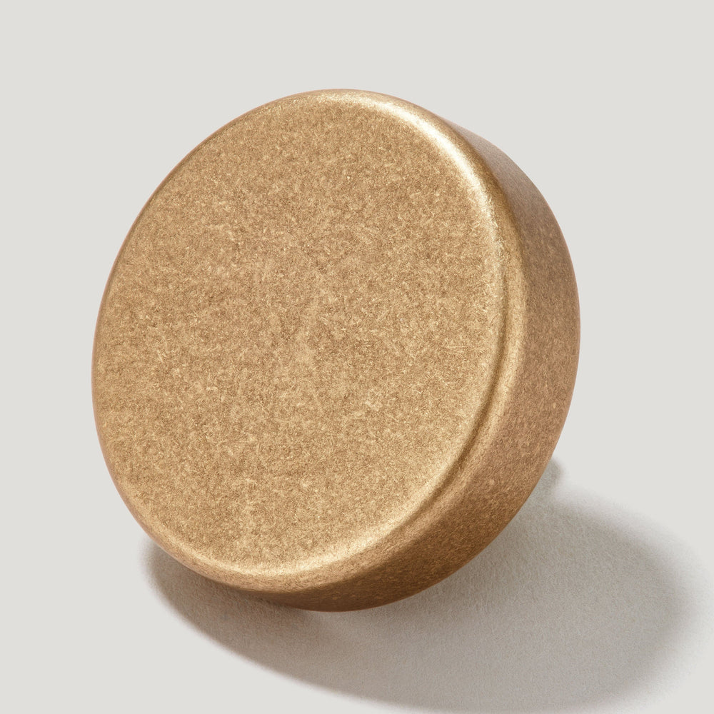 HUDSON Shaker Knob - Aged Brass