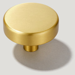 Plank Hardware Cabinetry HUDSON Shaker Knob - Brass