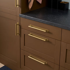 Plank Hardware Cabinetry HUDSON T-Bar Handle - Aged Brass