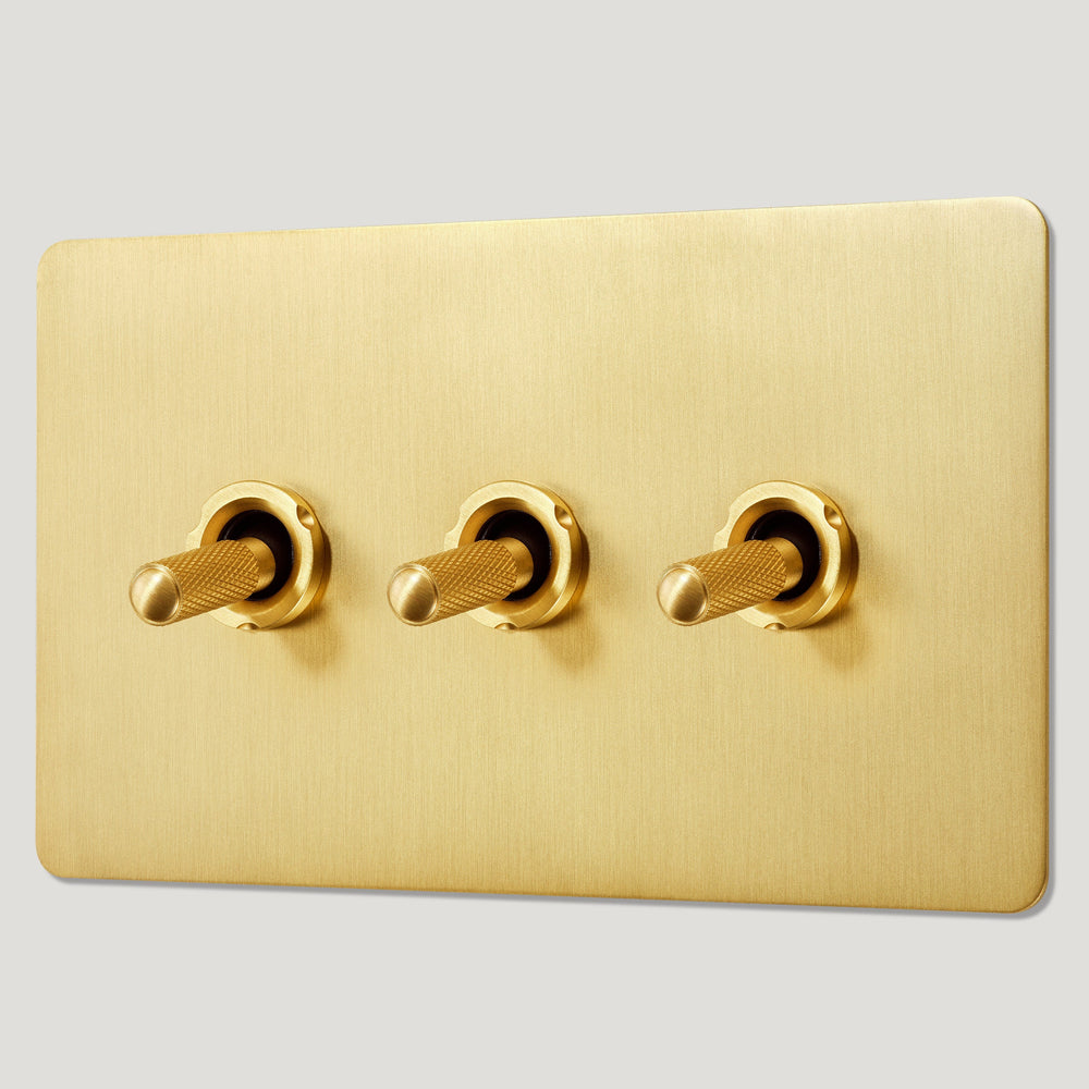 KEPLER 3G Two Way Knurled Toggle Light Switch - Brass