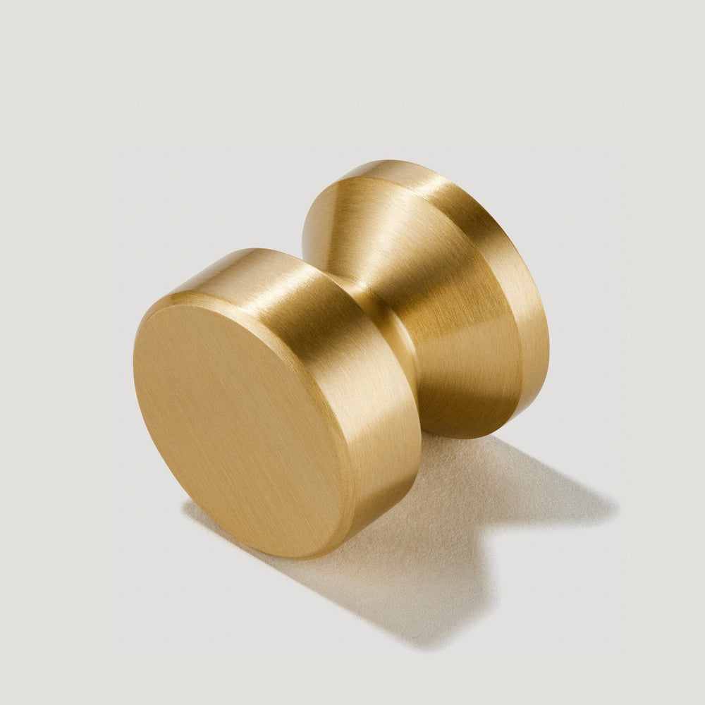 FELIX Round Knob - Brass