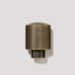 Plank Hardware Handles & Knobs Button FRANKLIN Knurled button Knob - Antique Brass - 20mm