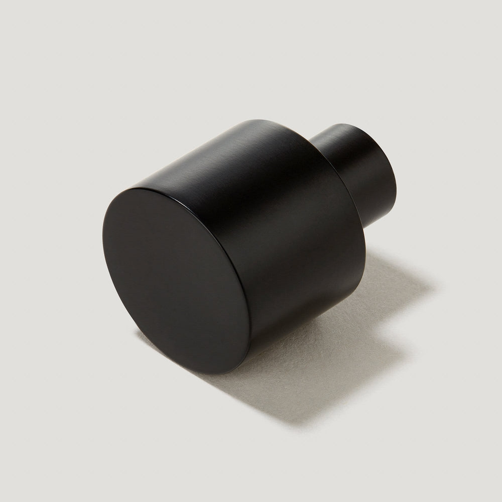 MAXWELL Button Knob - Black