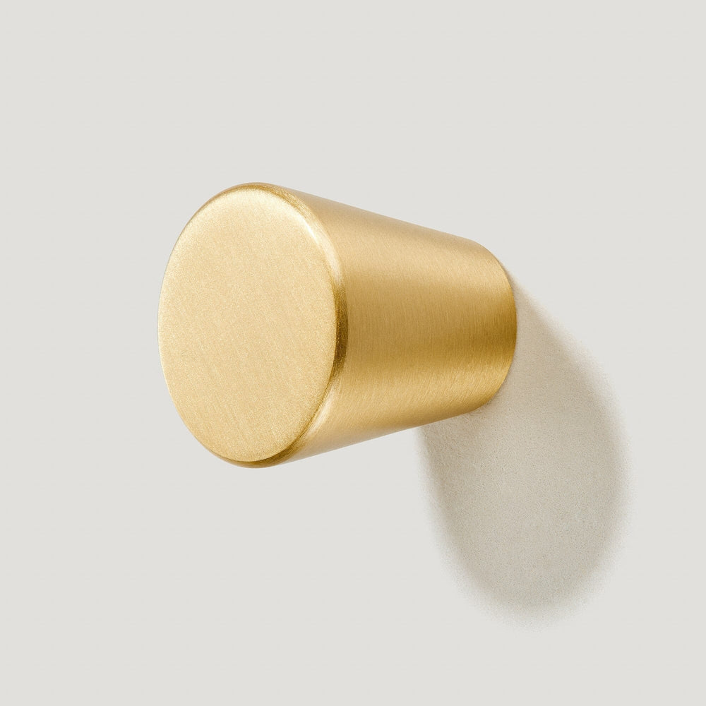 HUBBLE Tapered Hook - Brass